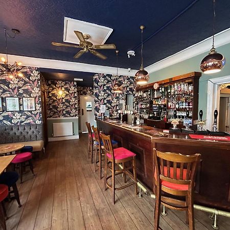 Blue Boar Inn Азерстоун Экстерьер фото